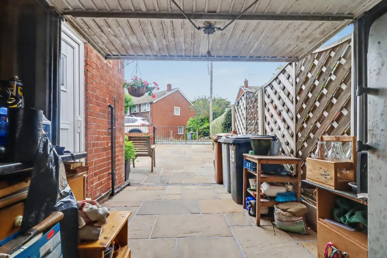 Wiltshire Drive, Congleton, photo 25