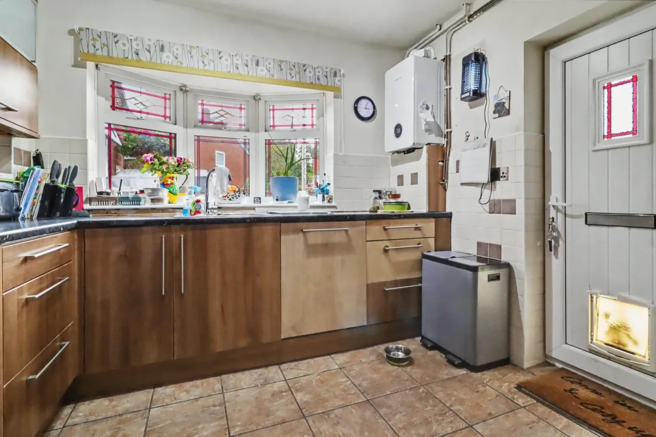 Wiltshire Drive, Congleton, photo 7