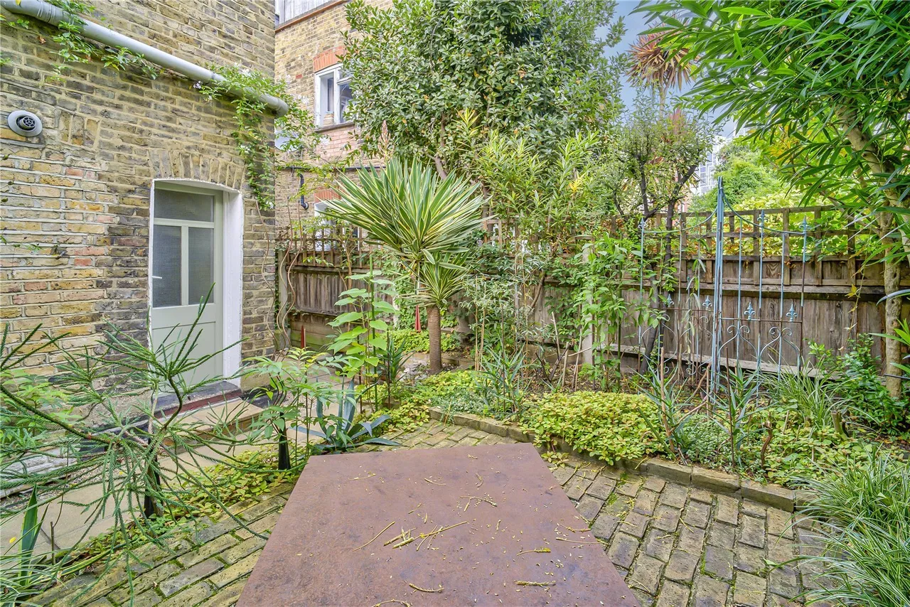 Goldsboro Road, London, SW8, photo 15