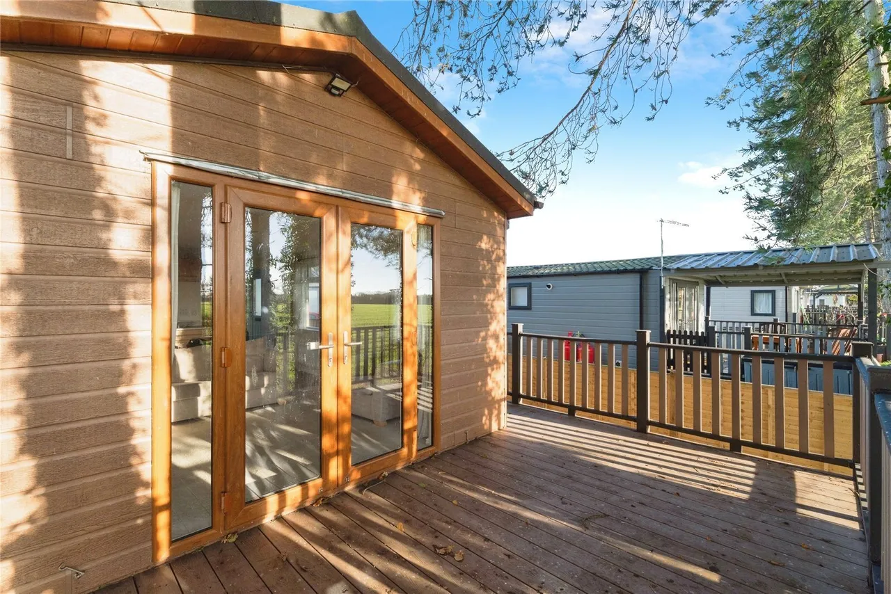 Crossways Caravan Site, Little Snoring, Fakenham, Norfolk, NR21, photo 21