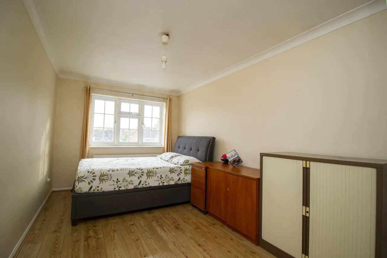 Georgina Court Clarence Road, Fleet, GU51 3RG, photo 4