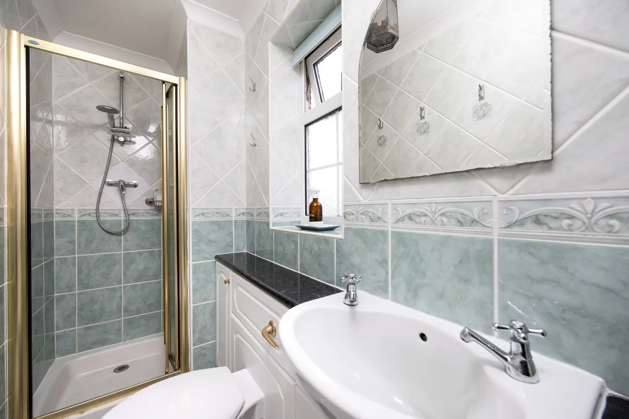 Rowde Court Road, Rowde, SN10, photo 9