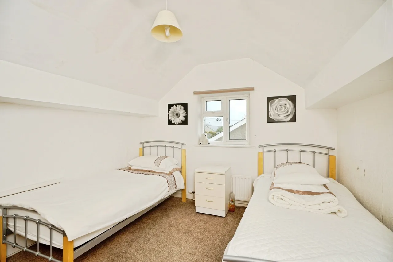 Llanbedrog, LL53, photo 14