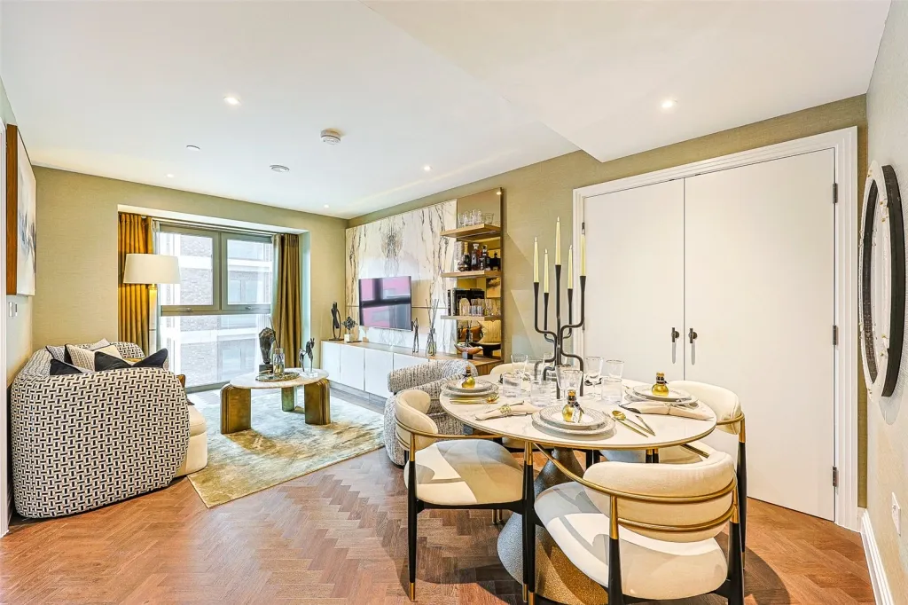 Eden Place, Royal Victoria, E16, photo 9