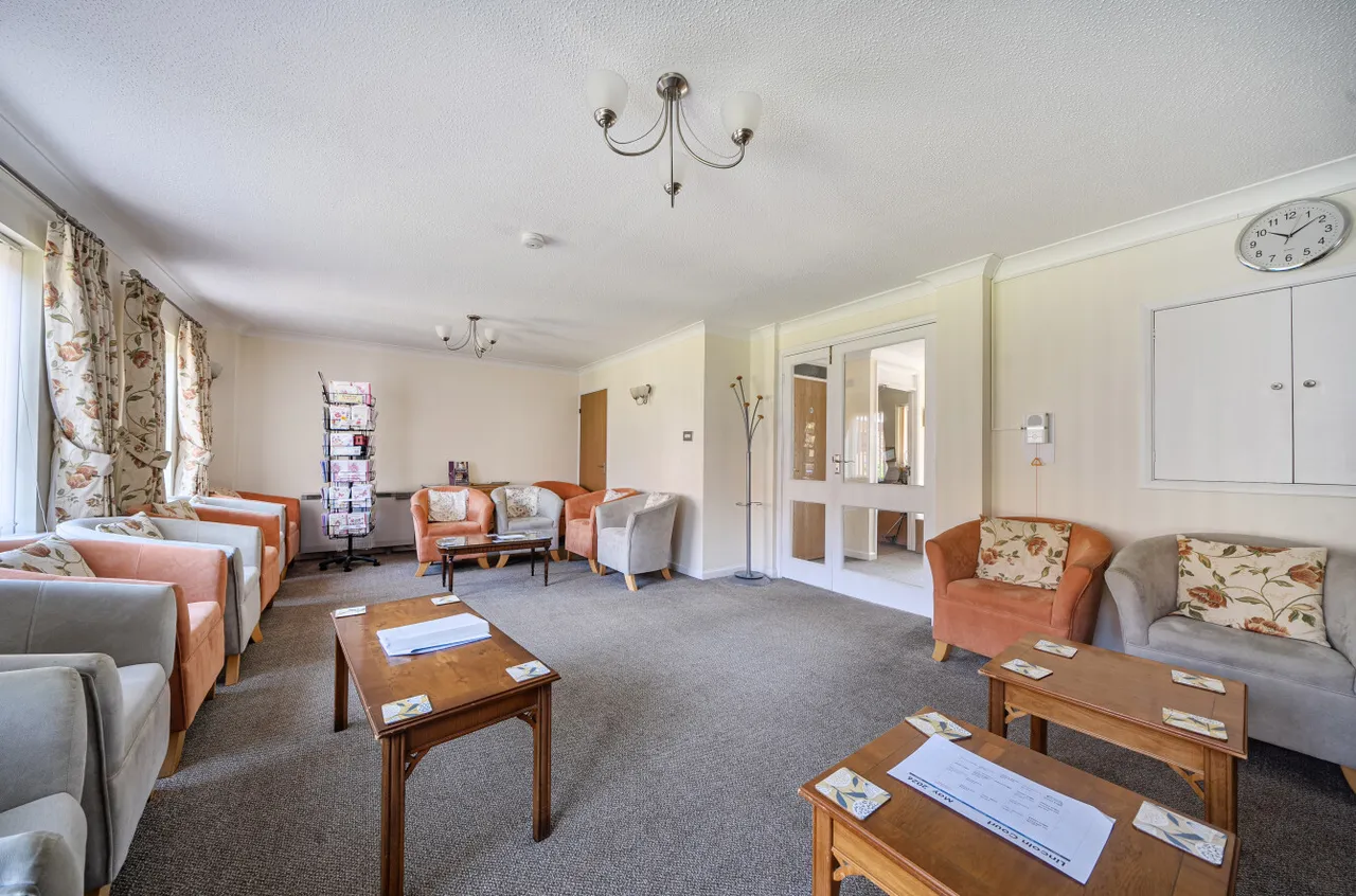 Sharon Road, West End, SO30, photo 14