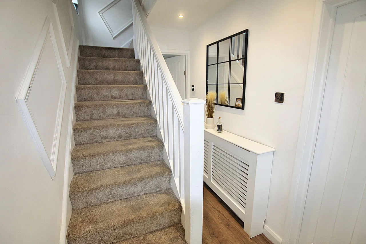 Warrington Road, Widnes, WA8, photo 2