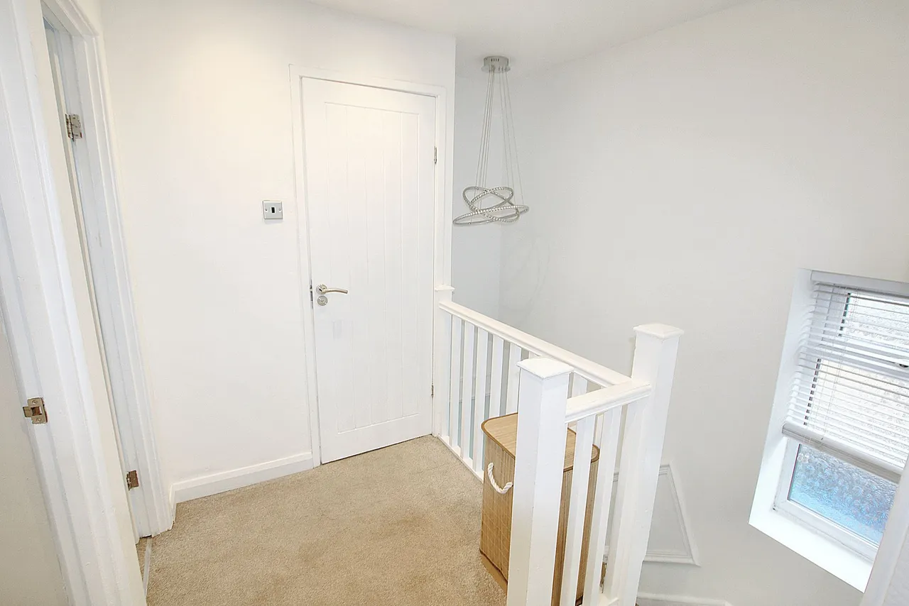 Warrington Road, Widnes, WA8, photo 11