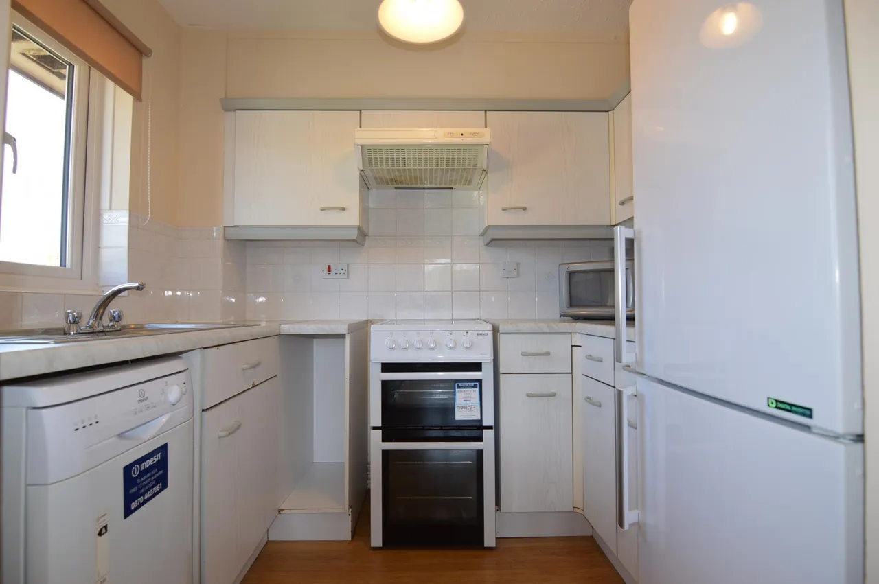 Horatio Avenue, Warfield, RG42, photo 4
