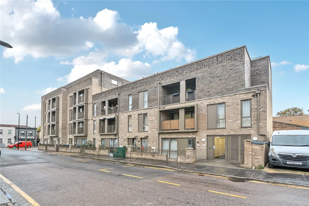 Doyle Road, London, SE25, photo 24