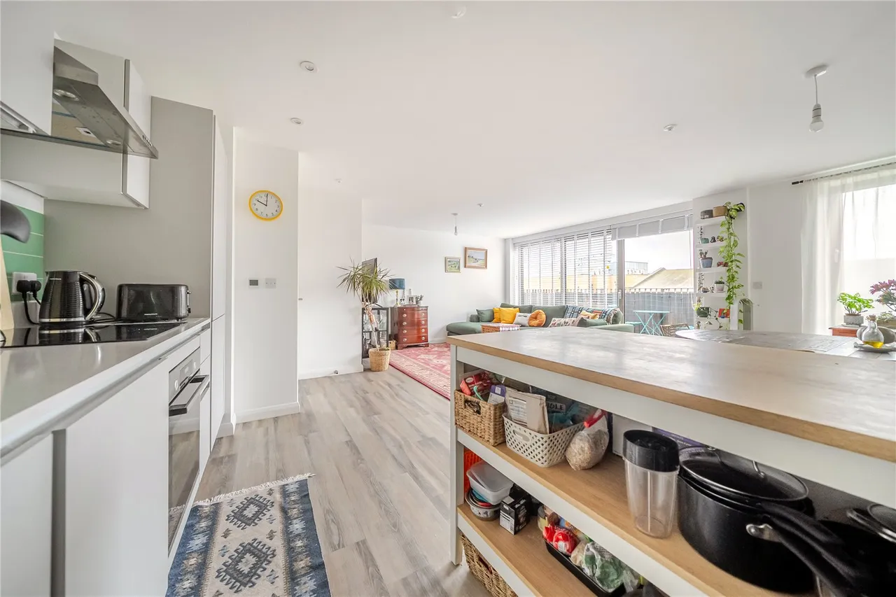 Doyle Road, London, SE25, photo 9