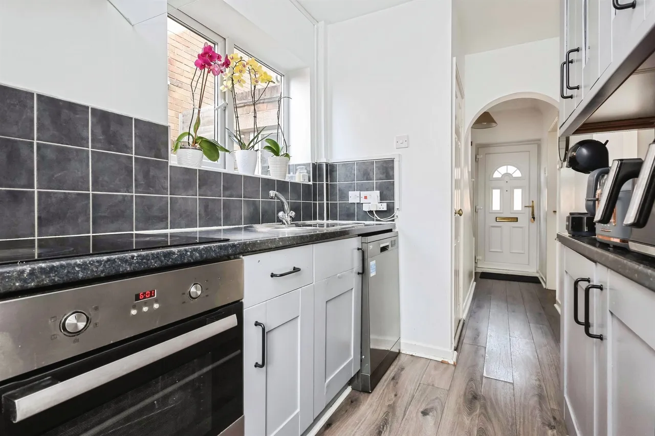 Mill Road, Cradley Heath, B64, photo 13