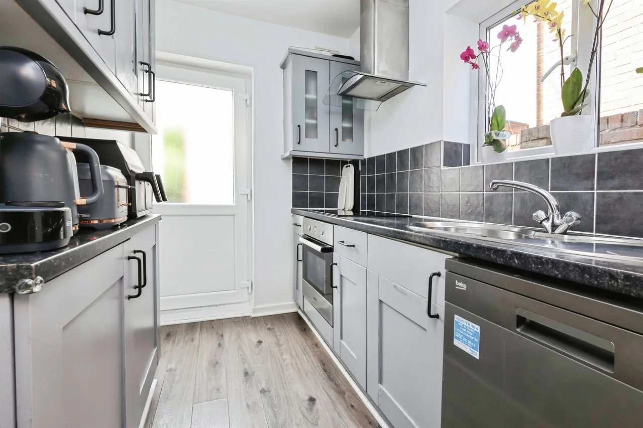 Mill Road, Cradley Heath, B64, photo 4