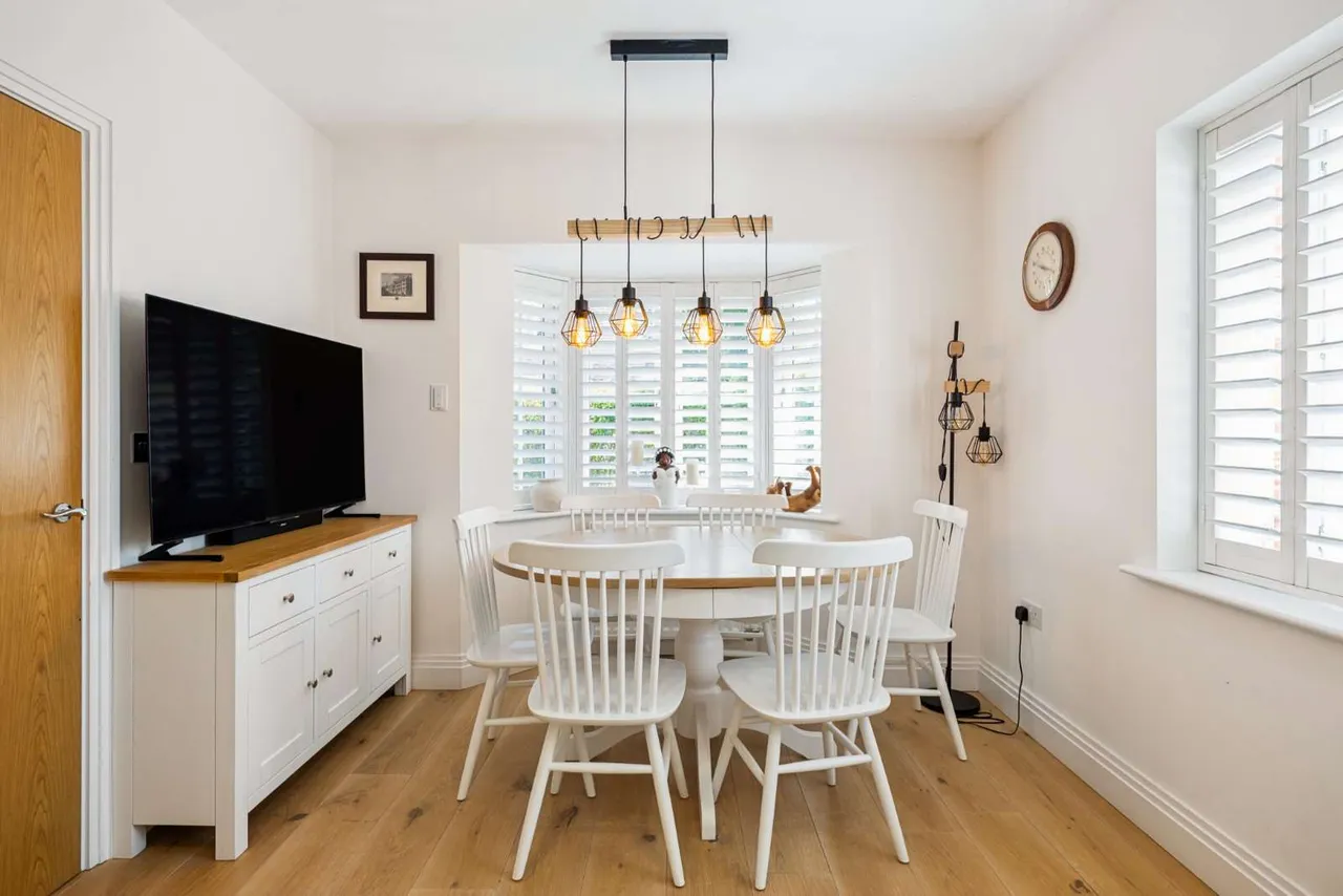 Noble Drive, West End, GU24, photo 7