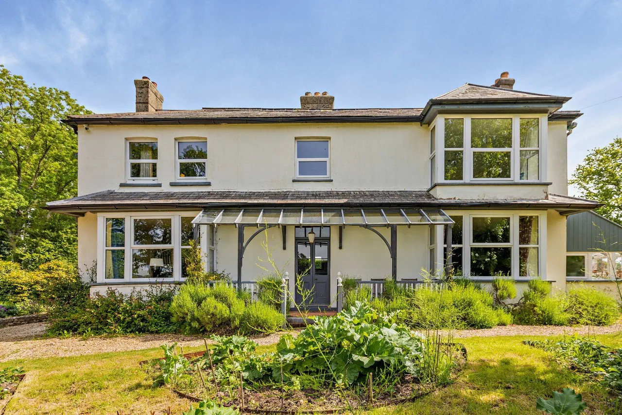 Burrow Knapp Way, Dalwood, Axminster, Devon, EX13 7ES, photo 2