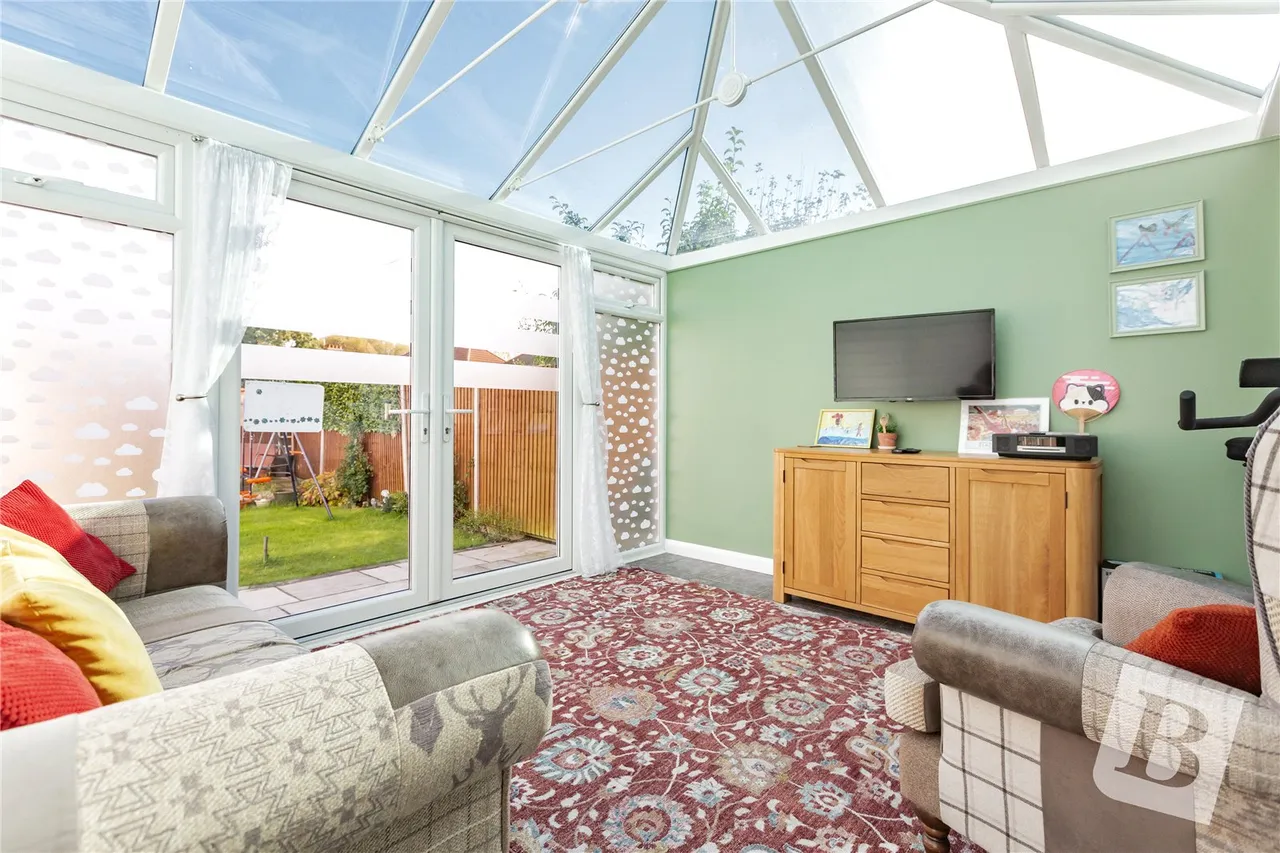 Ongar, CM5, photo 6
