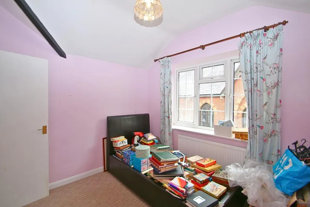 School Close, Bisley, GU24, photo 9