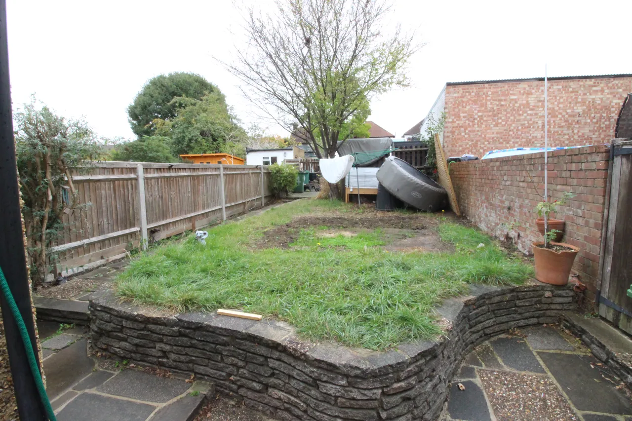 Brinkley Road, Worcester Park, KT4, photo 7