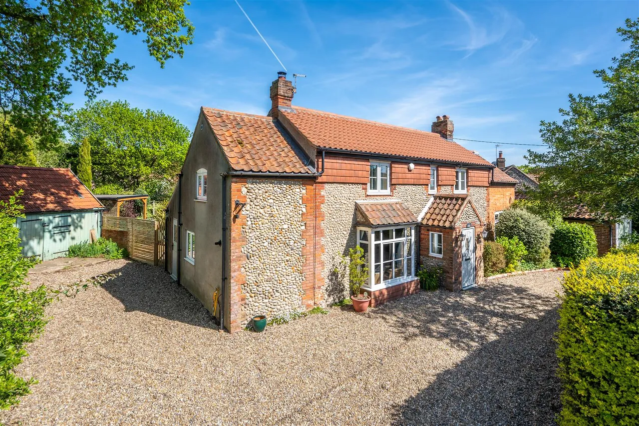 Norwich Road, Edgefield, NR24, photo 32