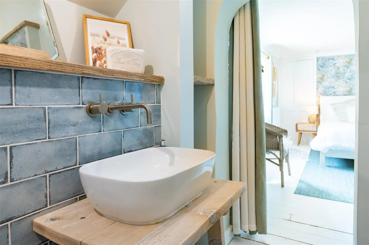 Norwich Road, Edgefield, NR24, photo 18