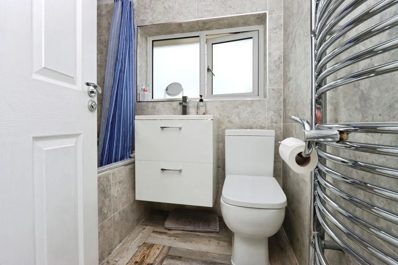 Medlock Close, Sheffield, photo 11