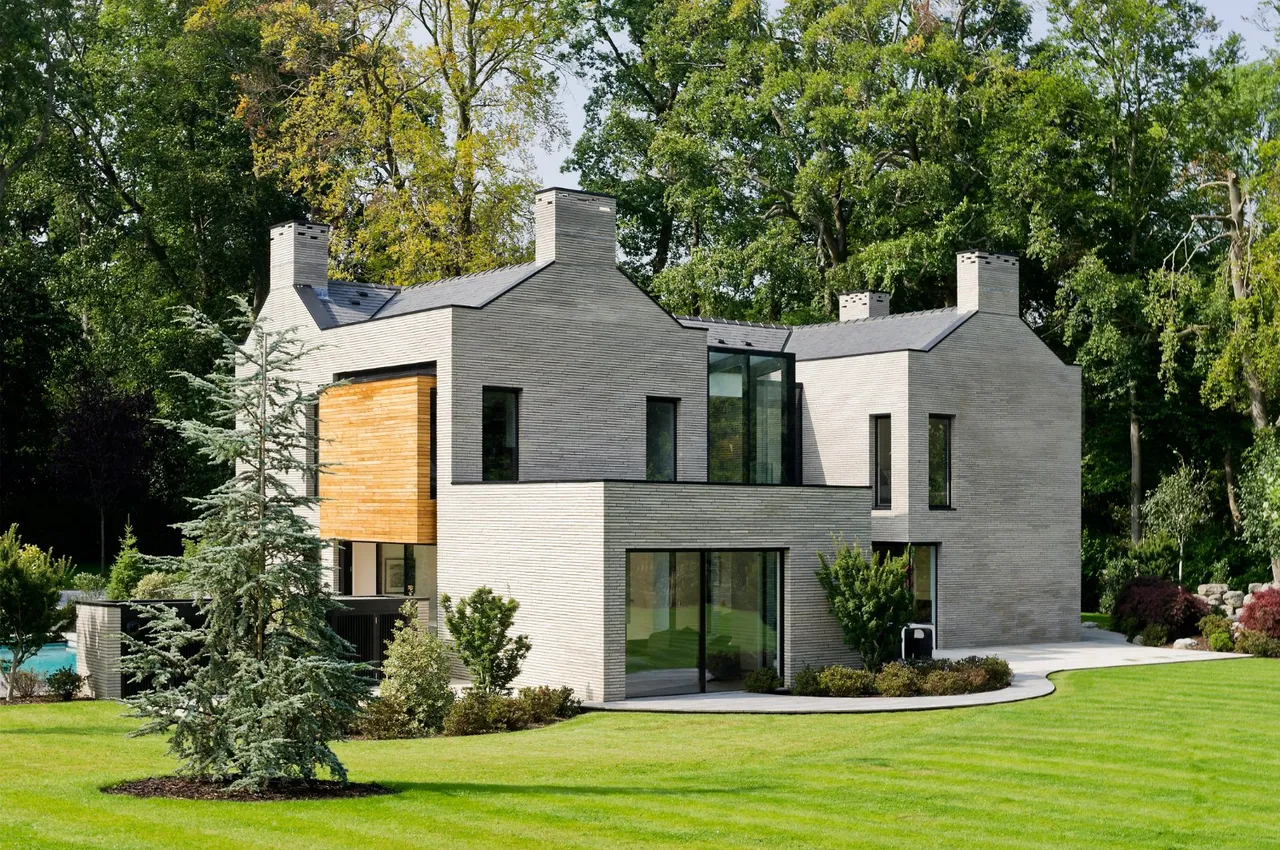 6 bed house for sale, Hammersley Lane, Penn, HP10