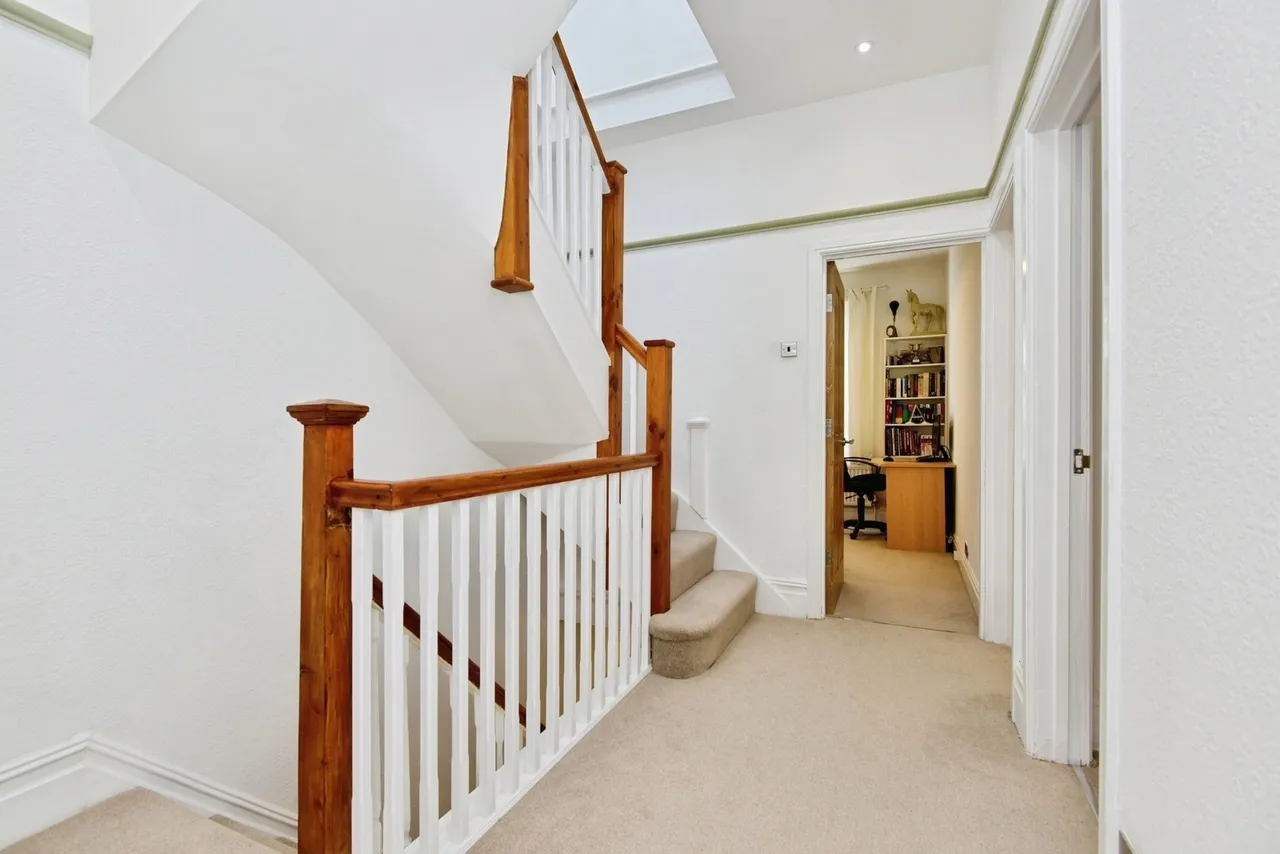 Fields Road, Alsager, ST7, photo 12