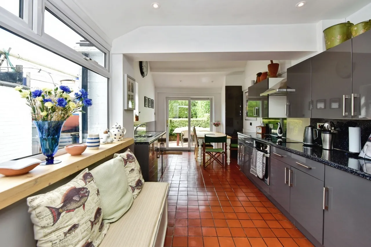 Fields Road, Alsager, ST7, photo 7