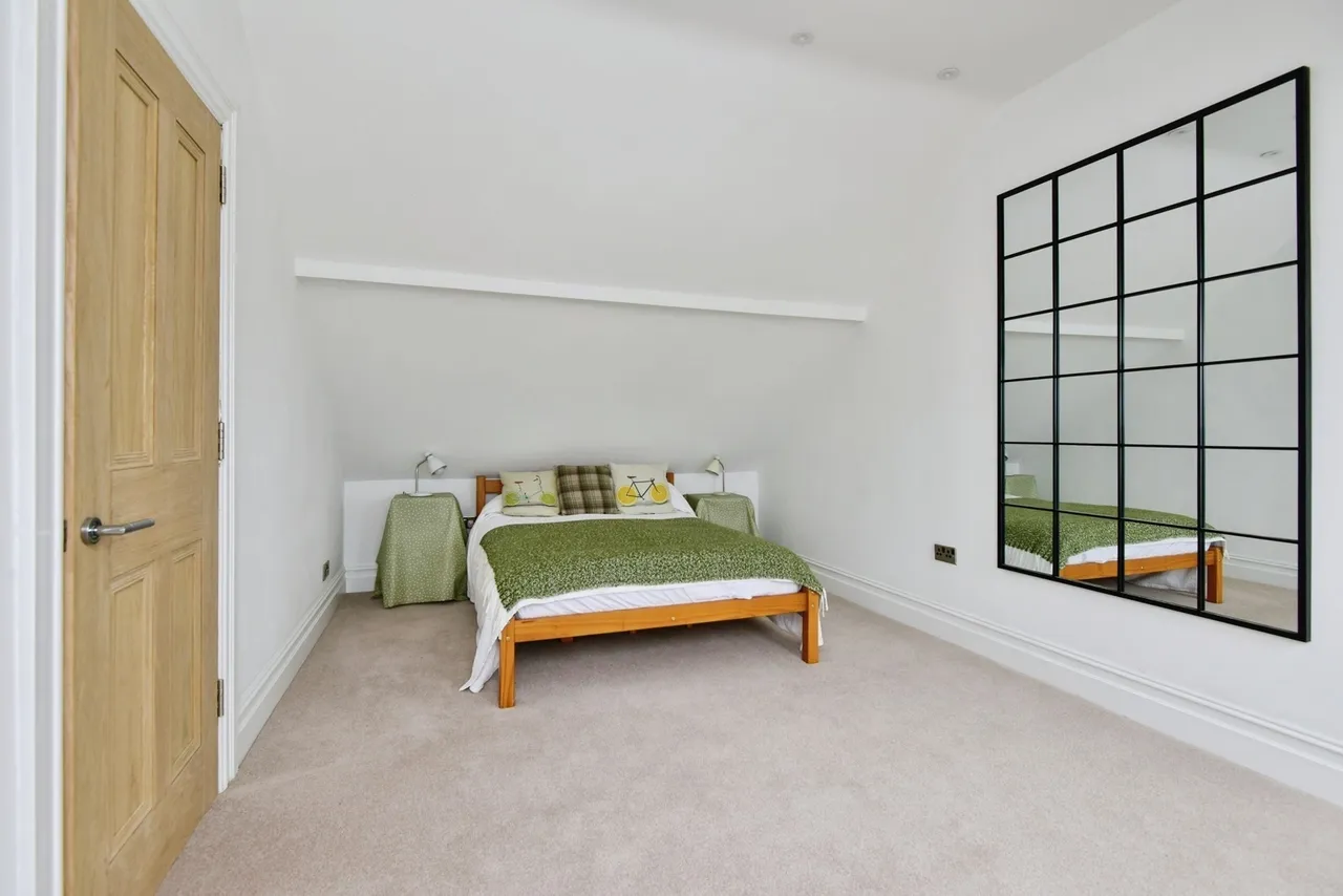 Fields Road, Alsager, ST7, photo 19