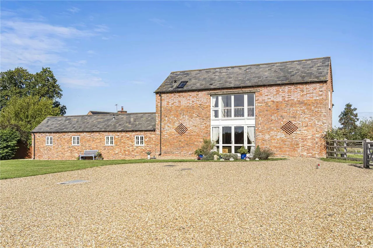 4 bed house for sale, Sawbridge, Rugby, CV23