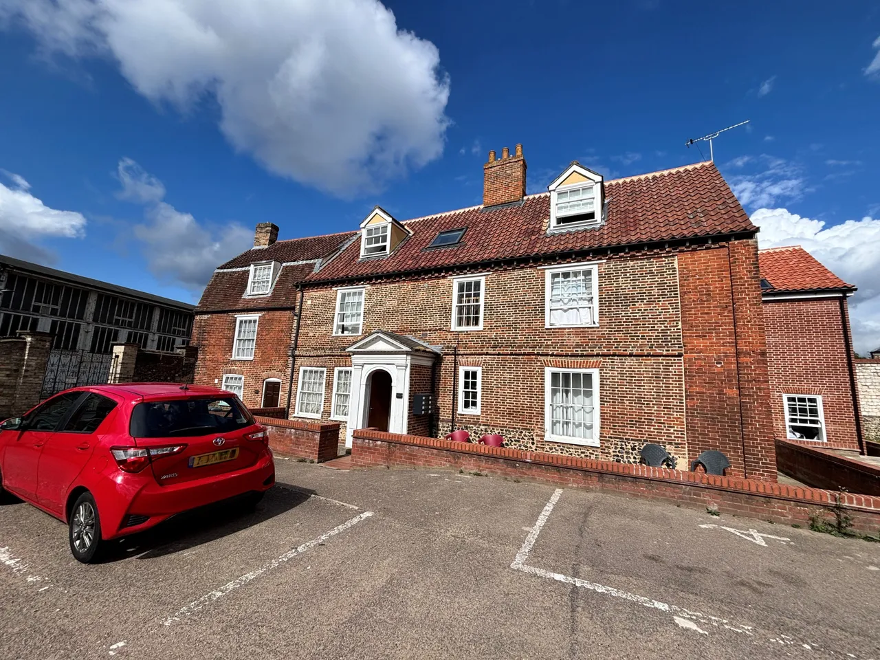 1 bed flat to rent — St. Nicholas Street, THETFORD