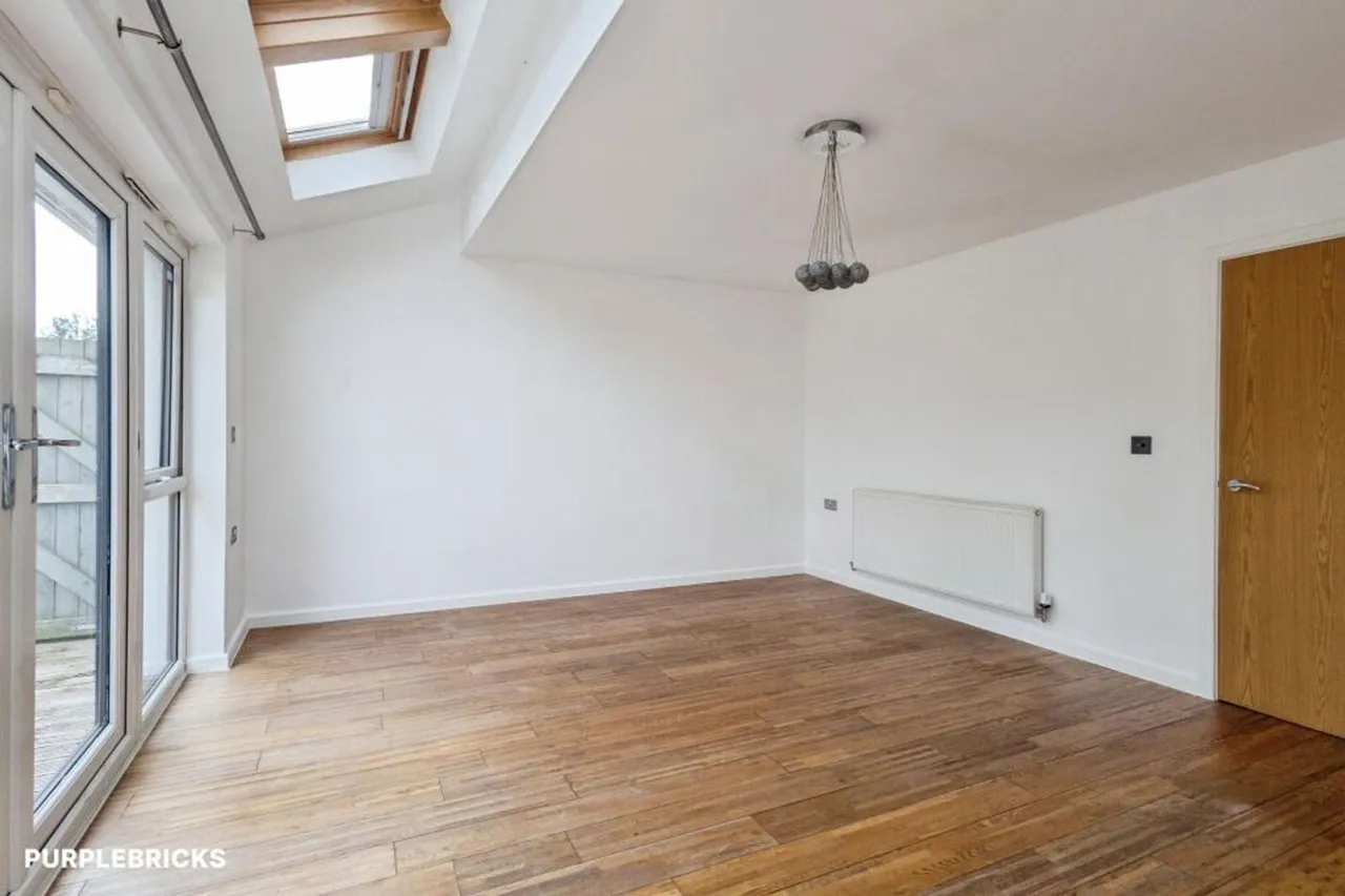 Lower Broughton Road, Salford, M7, photo 5