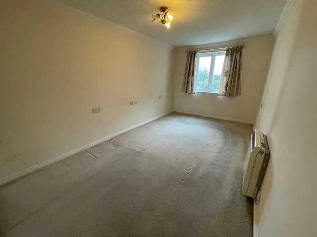 High Street, Portishead, BS20, photo 7