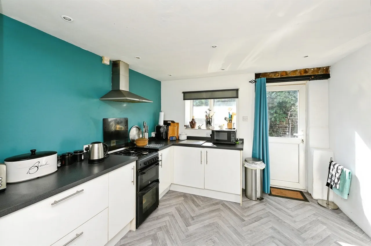 High Street, Heacham, PE31, photo 2