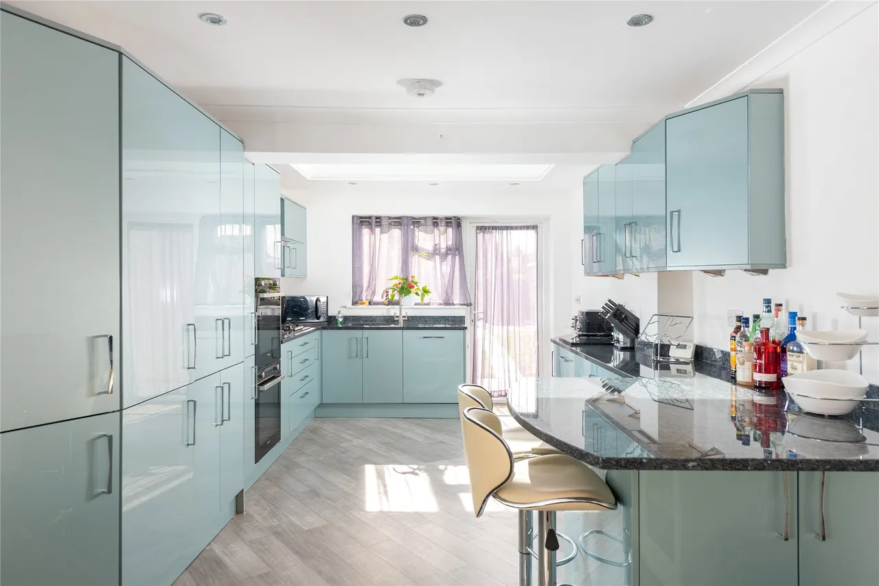 2 bed house for sale, Lewis Close, Newport Pagnell, MK16