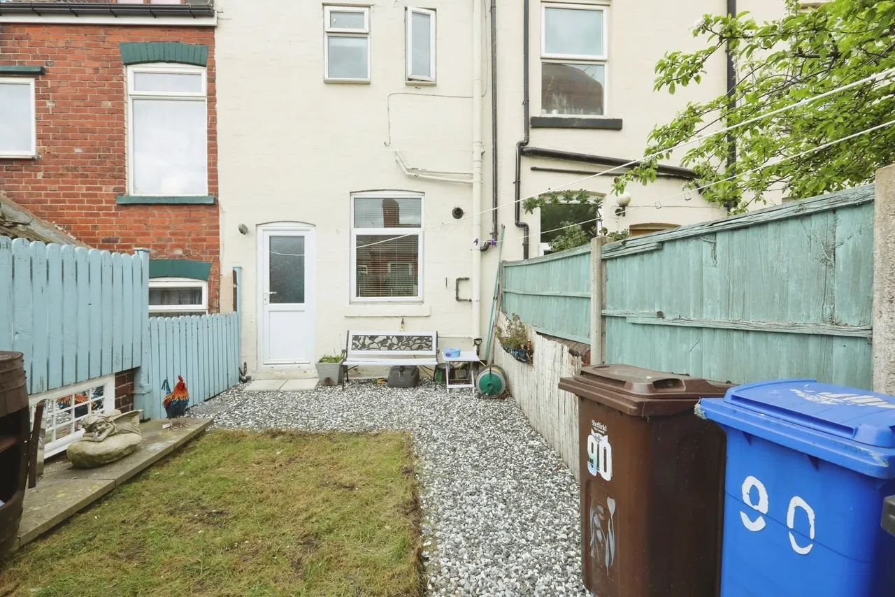 Limpsfield Road, Sheffield, S9, photo 2