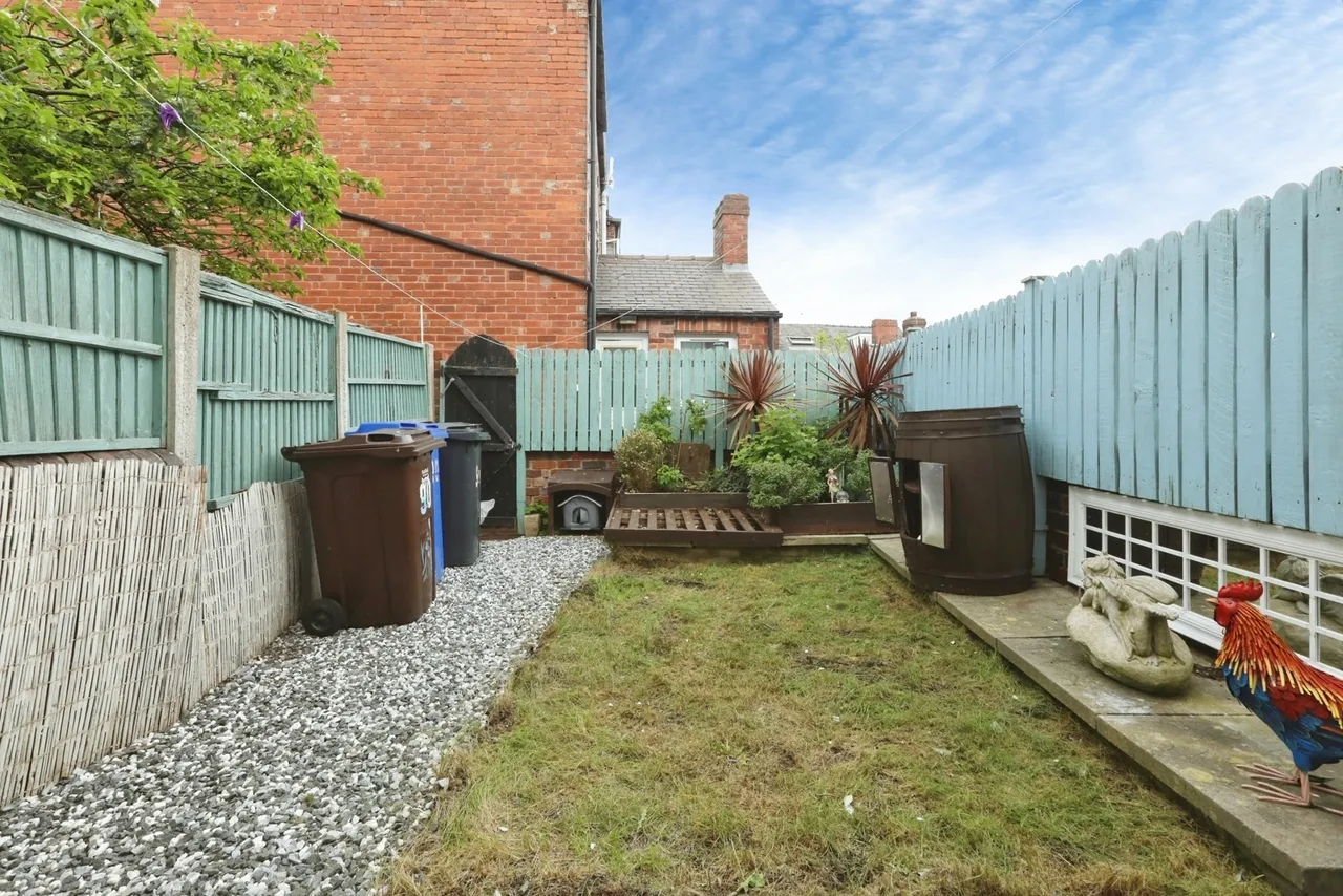 Limpsfield Road, Sheffield, S9, photo 16