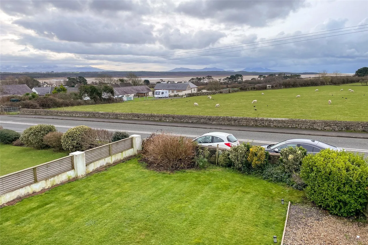Malltraeth, Bodorgan, LL62, photo 26