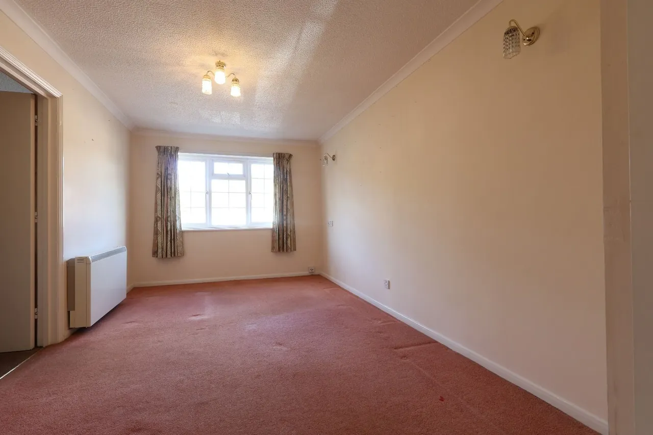 Greenway Lane, Charlton Kings, Cheltenham, GL52 6LA, photo 4