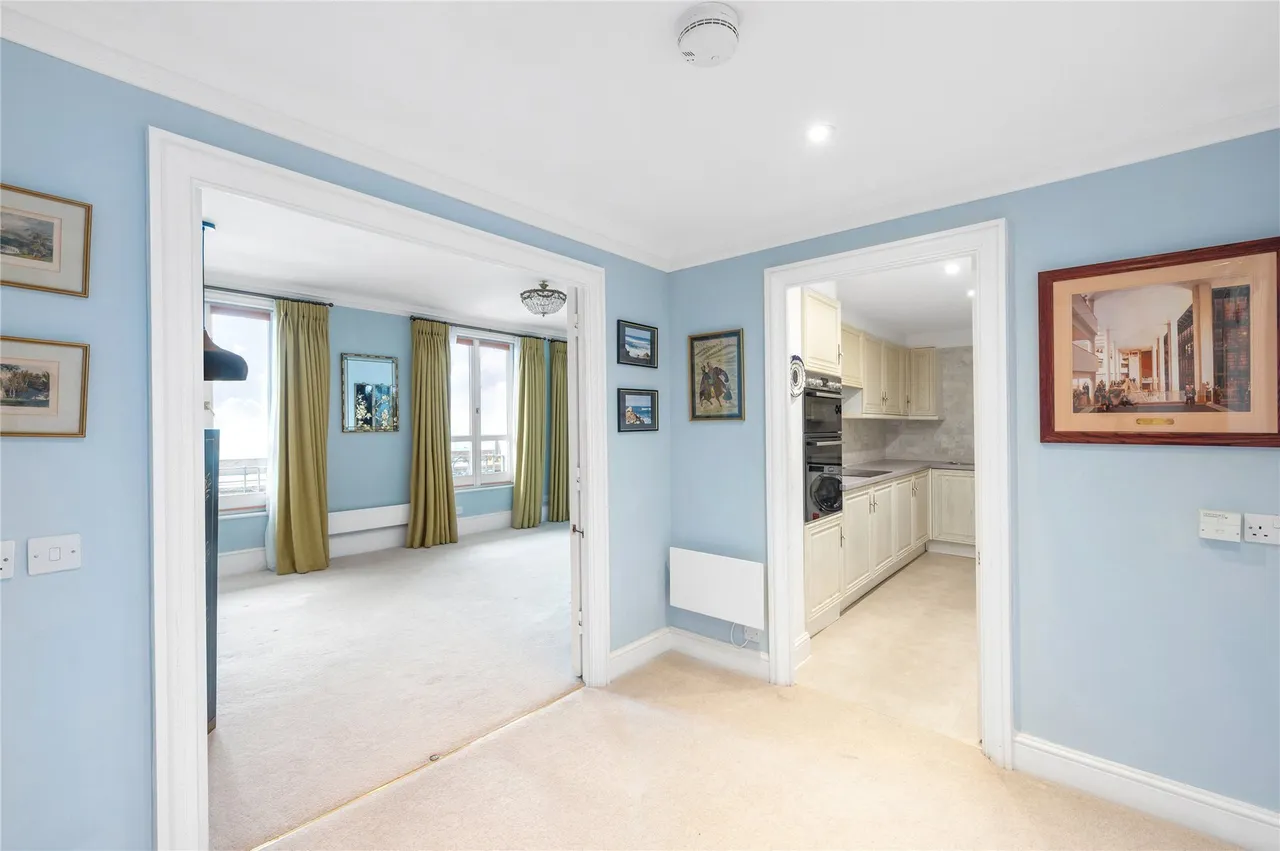 Chartwell House, 12 Ladbroke Terrace, London, W11, photo 6