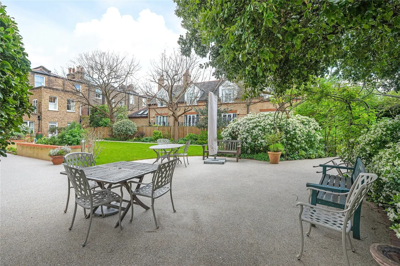 Chartwell House, 12 Ladbroke Terrace, London, W11, photo 11