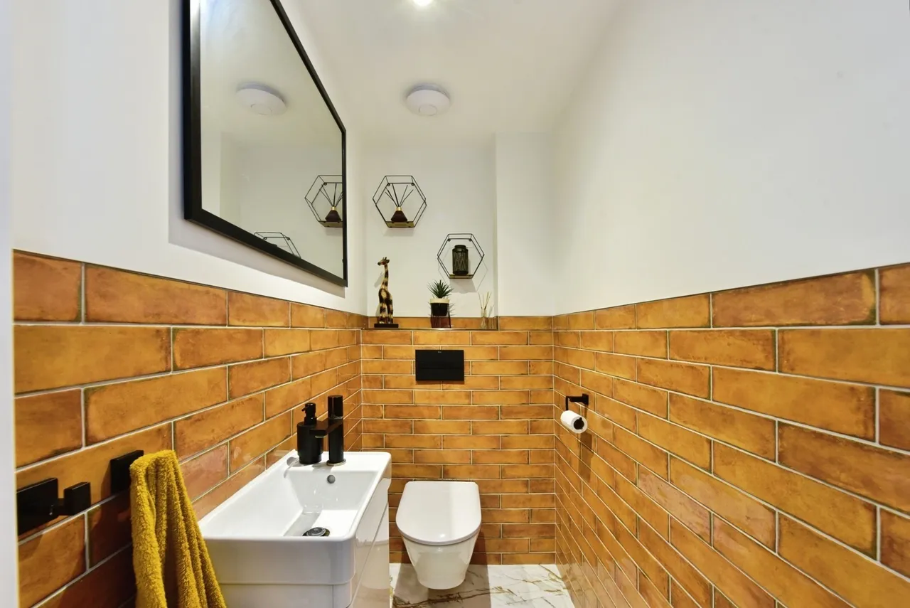 Judd Close, Halfway, Sheffield, S20, photo 9