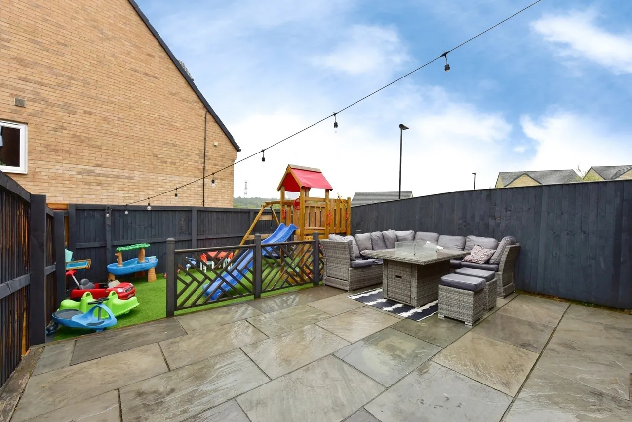 Judd Close, Halfway, Sheffield, S20, photo 17