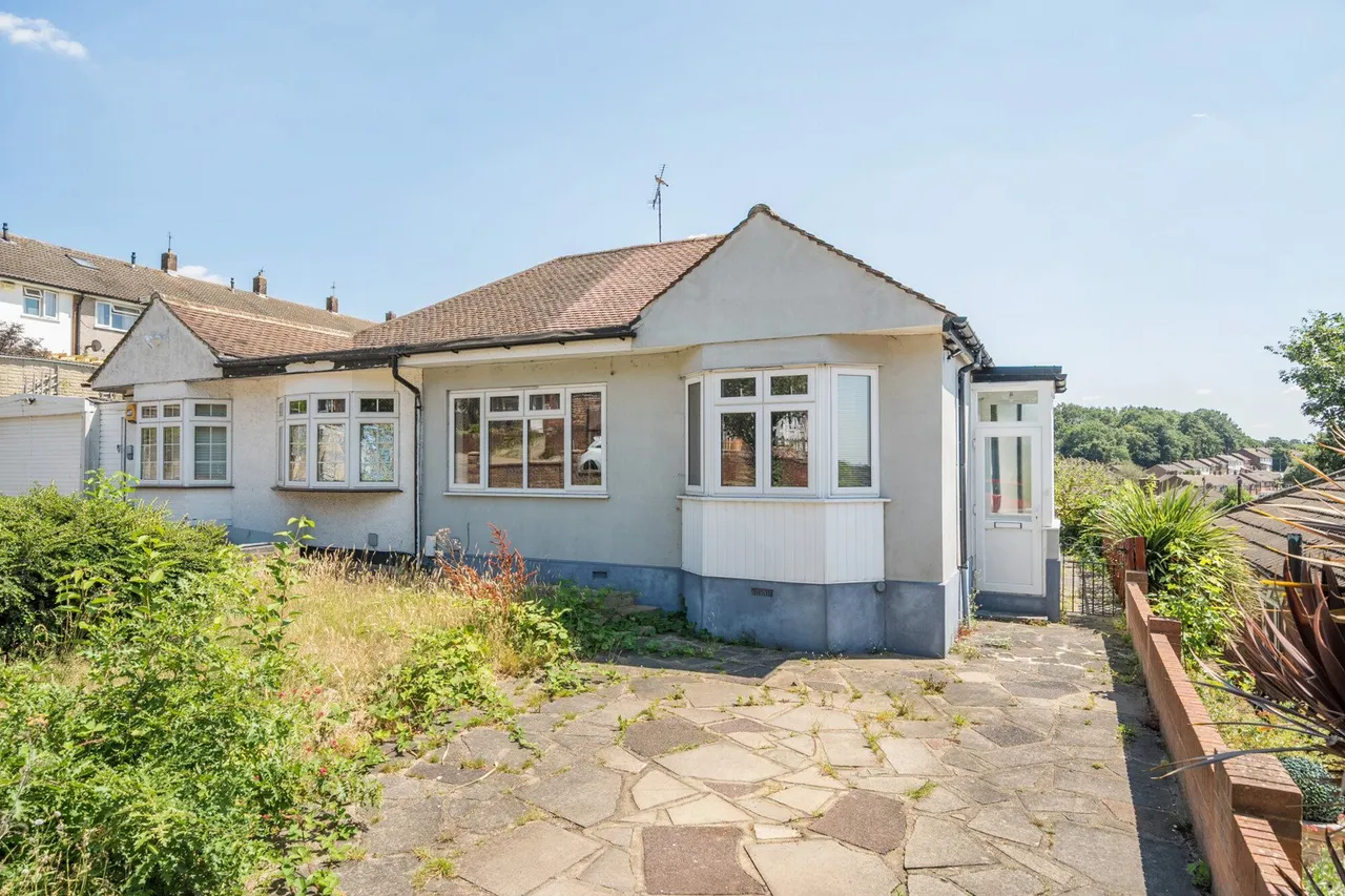 3 bed house for sale — Edmunds Avenue, BR5