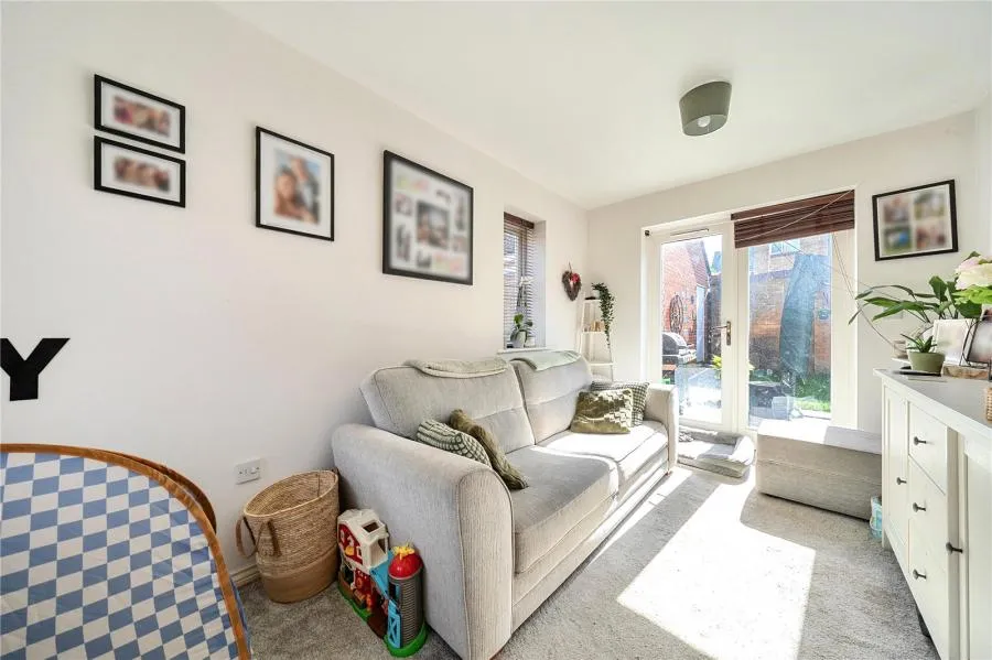 Basswood Drive, Basingstoke, RG24, photo 12