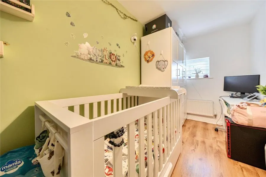 Basswood Drive, Basingstoke, RG24, photo 6