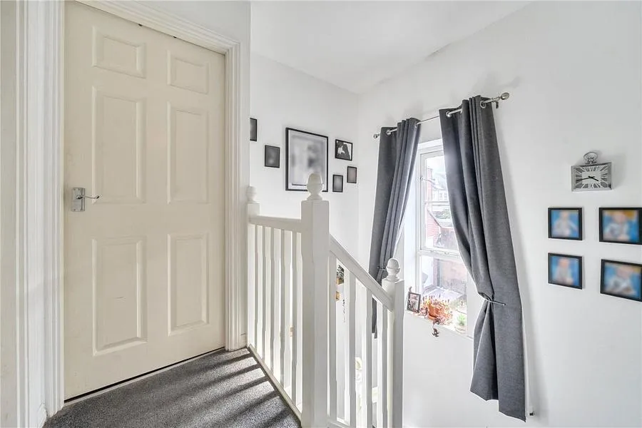 Basswood Drive, Basingstoke, RG24, photo 17
