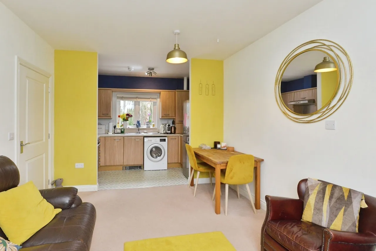 Hayes, Stony Stratford, Milton Keynes, Buckinghamshire, MK11, photo 2
