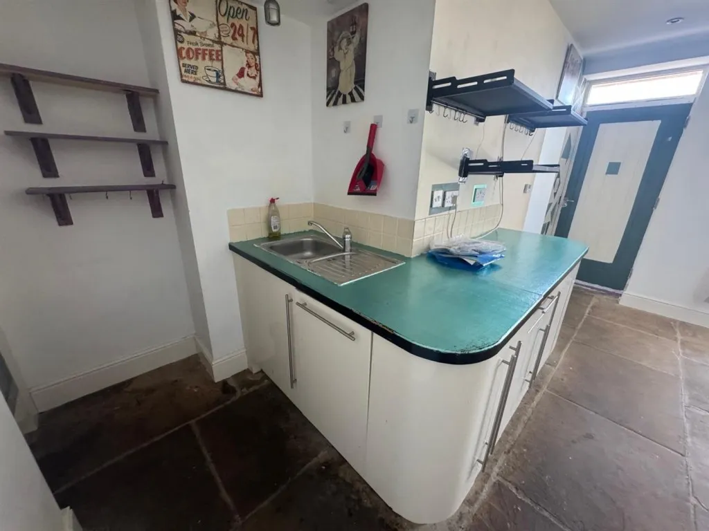 Denholme Road, Oxenhope, BD22, photo 5