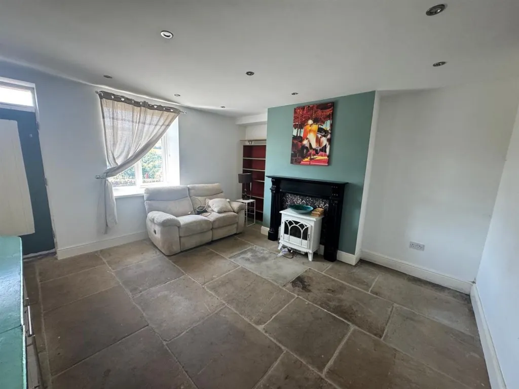 Denholme Road, Oxenhope, BD22, photo 2
