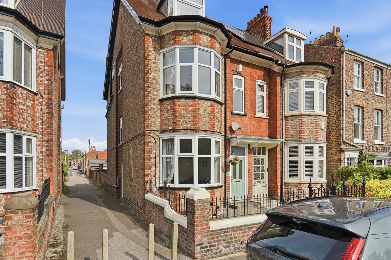 East Parade, York, YO31, photo 33